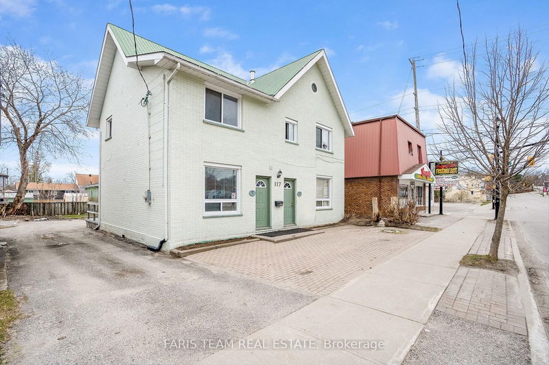 117 Colborne St W Orillia, L3V 2Y8 | Image 2