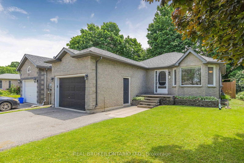 50 Brighton Rd  Barrie, L4M 6S4 | Image 1