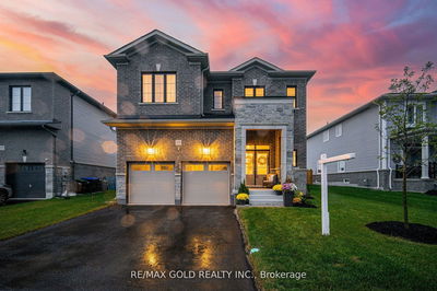 15 Autumn Dr  Wasaga Beach, L9Z 0K7 | Image 1