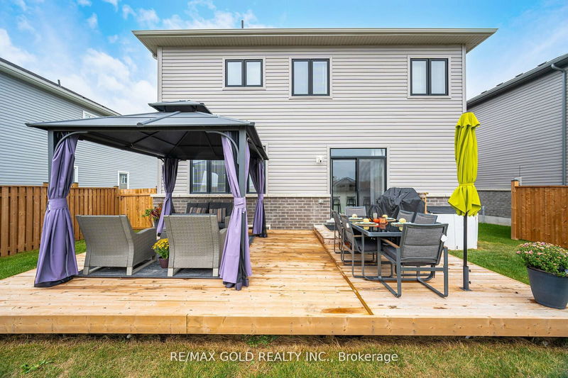 15 Autumn Dr  Wasaga Beach, L9Z 0K7 | Image 32