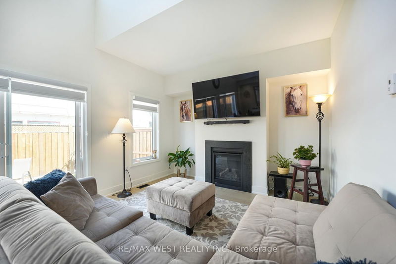 42 Ruby Cres  Orillia, L3V 8M3 | Image 15