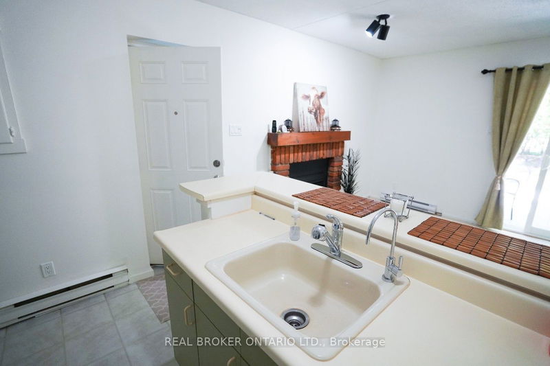  48 - 19 Dawson Dr  Collingwood, L9Y 5B4 | Image 10