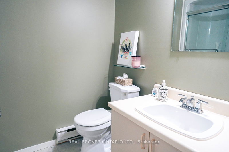  48 - 19 Dawson Dr  Collingwood, L9Y 5B4 | Image 18