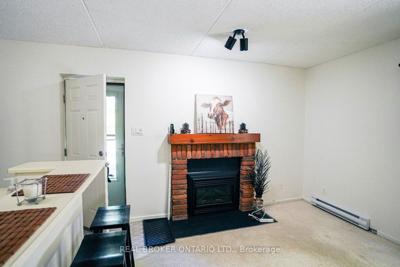  48 - 19 Dawson Dr  Collingwood, L9Y 5B4 | Image 3