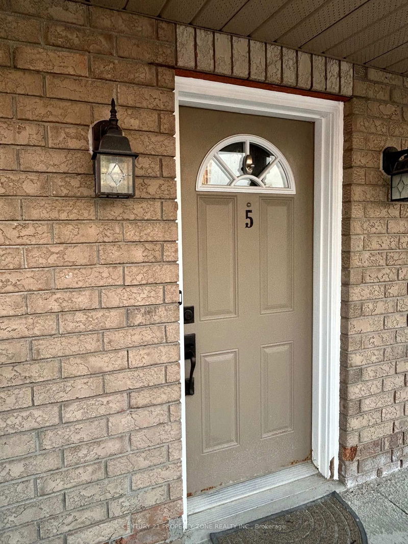 home for lease on 5-91 Goodwin Drive