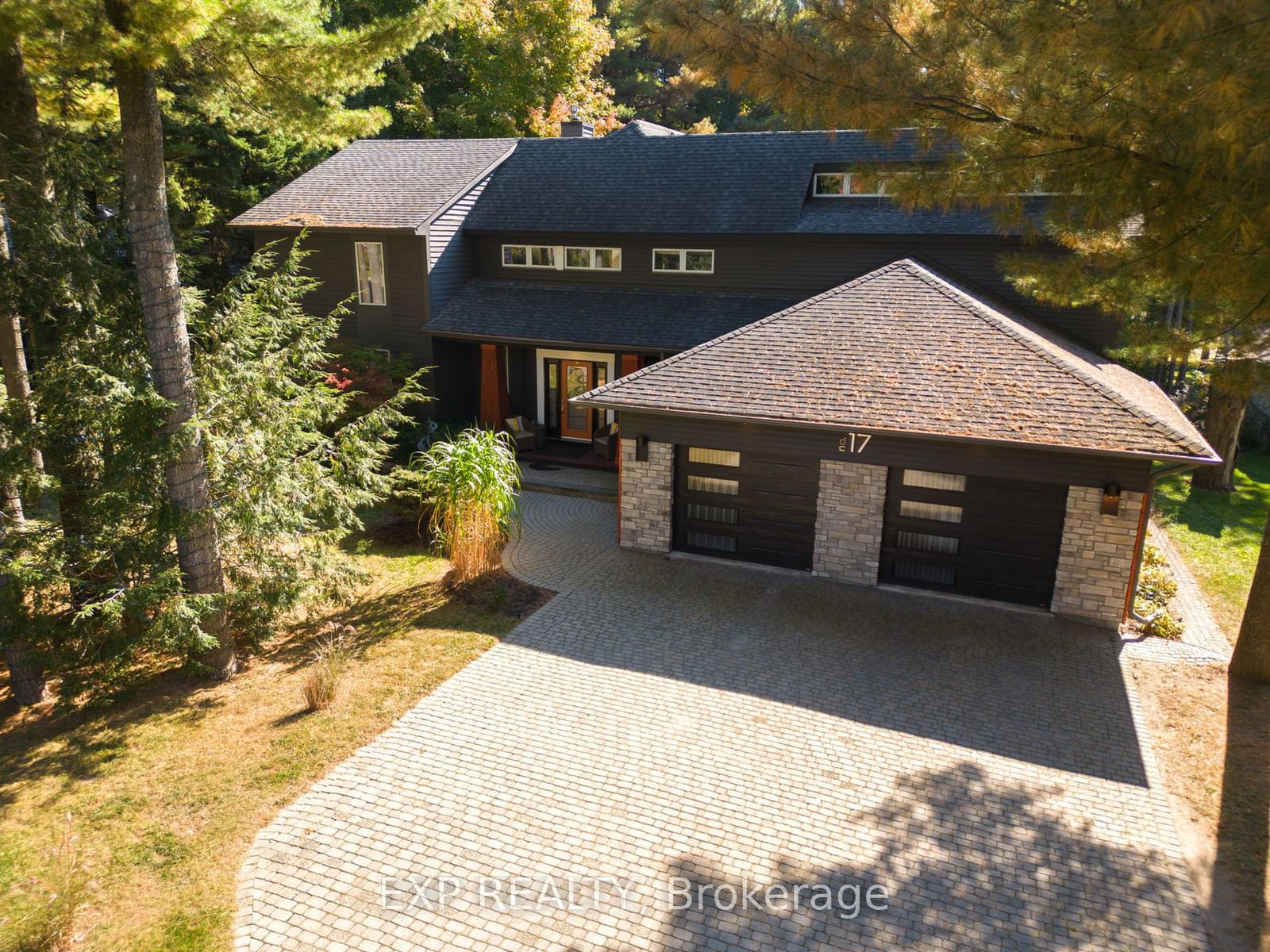 Building at 17 Highland Drive, Oro-Medonte, Horseshoe Valley