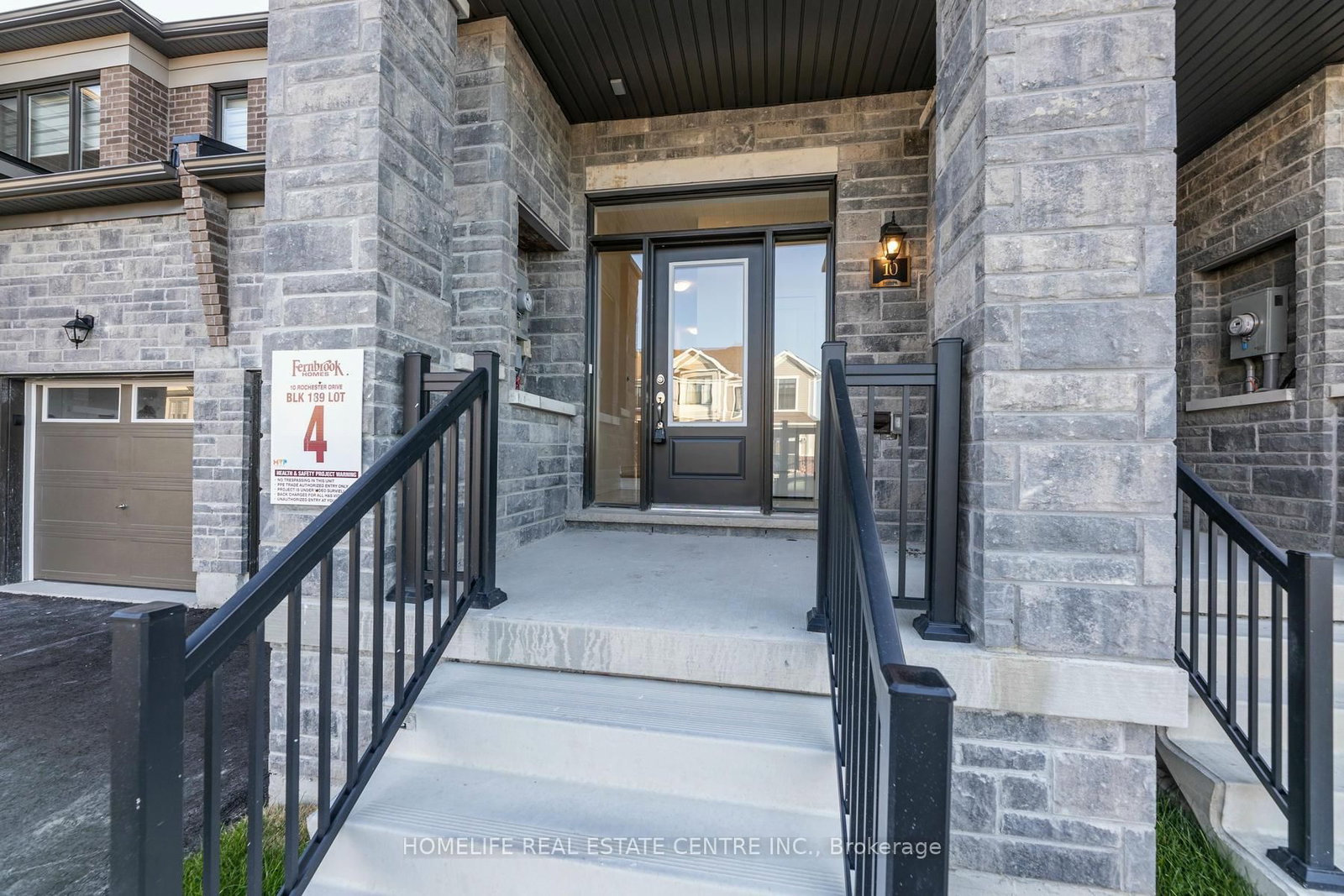 Listing Image 5