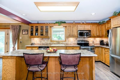 301 4 Concession Rd, Tiny - Rural Tiny image-0-4