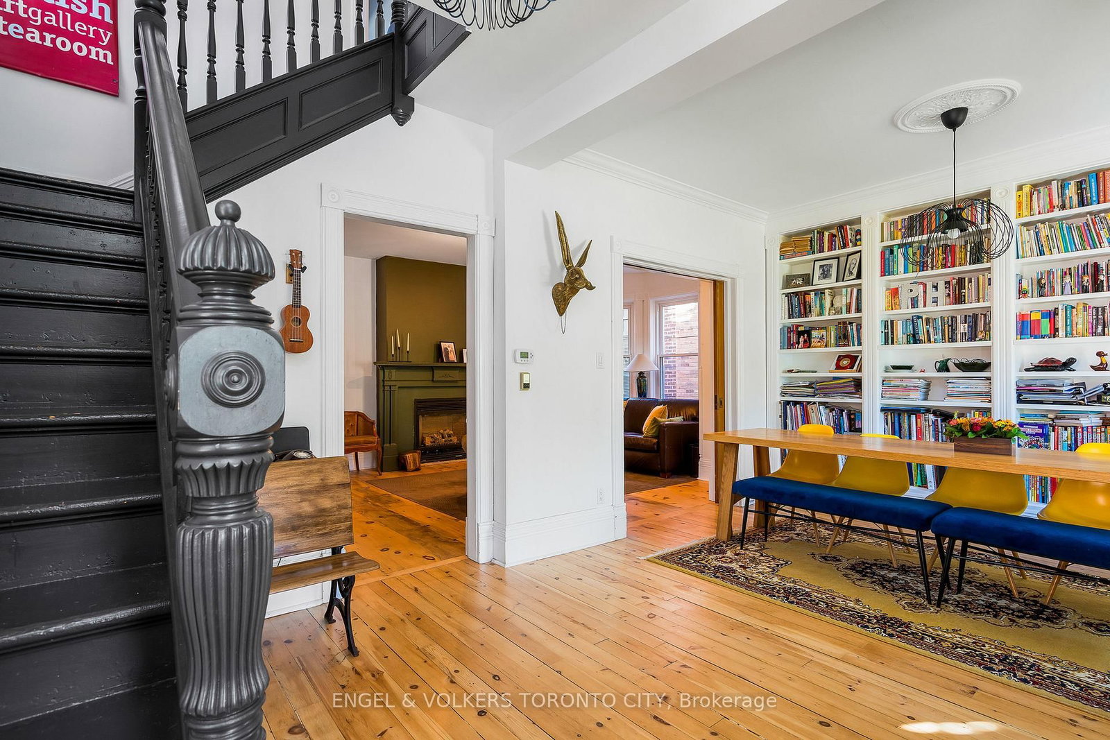Listing Image 6