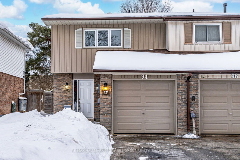 94 Christie Cres, Barrie - Letitia Heights image-0-0