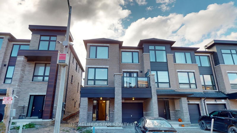 home for lease on 123 Blue Forest Crescent