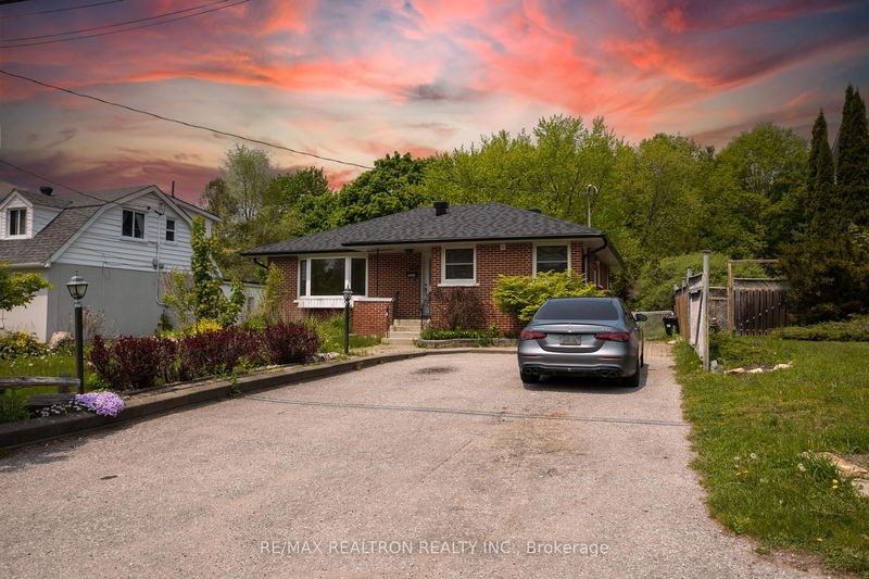 home for lease on Bsmt-322 Shanty Bay Road