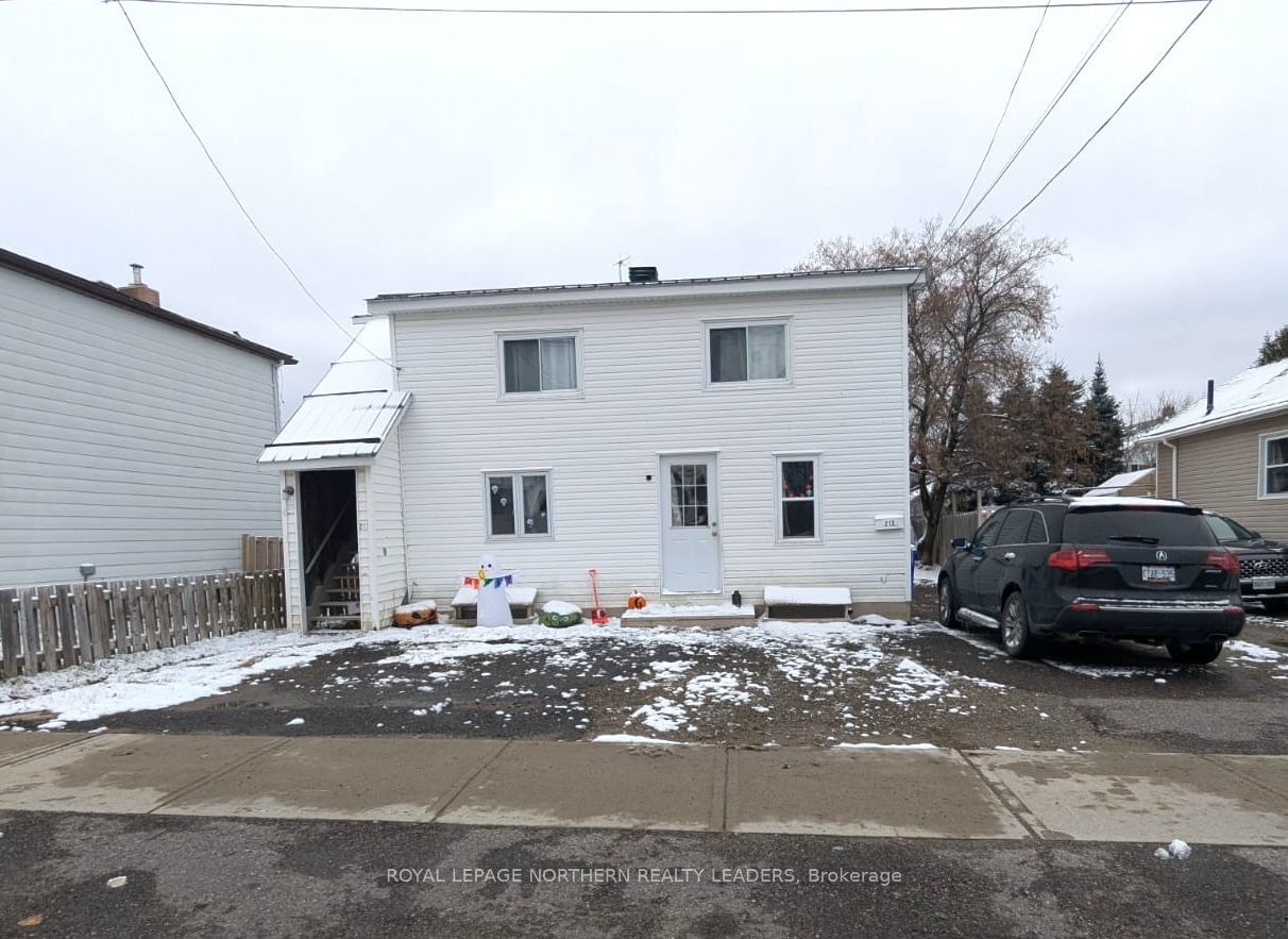 Semi-Detached House sold at 211-215 Wende Avenue, Timmins, P4N 3E6 - MLS: T10408253