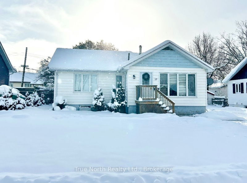 17 Poplar Cres, Kapuskasing -  image-0-0