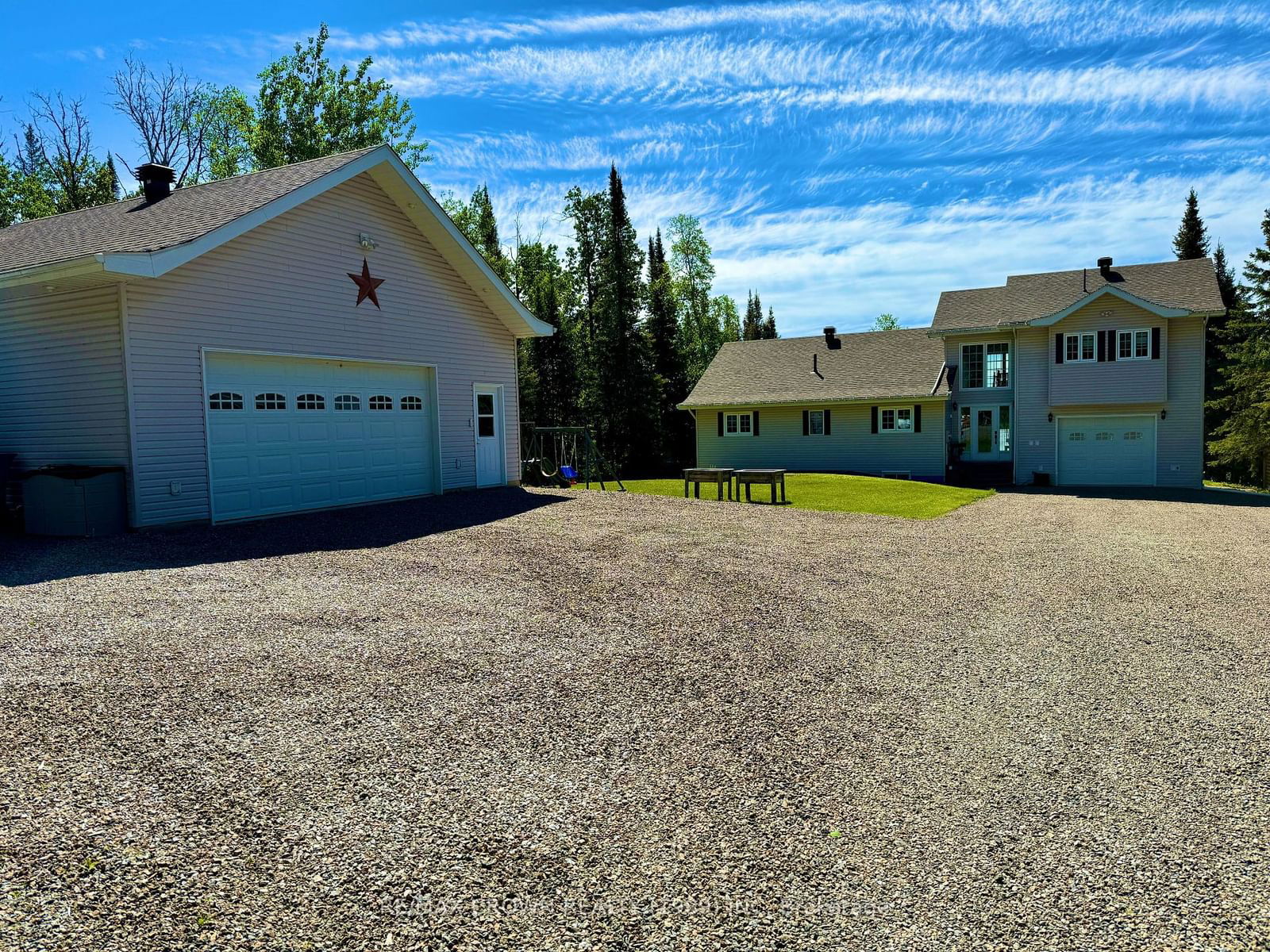 Building at 37 Bayview Road, Moonbeam