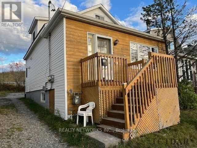 210 Laidlaw St, Timmins -  image-0-0