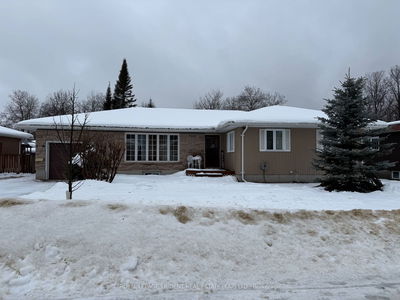 14 Ottawa St, Kapuskasing - Kapuskasing