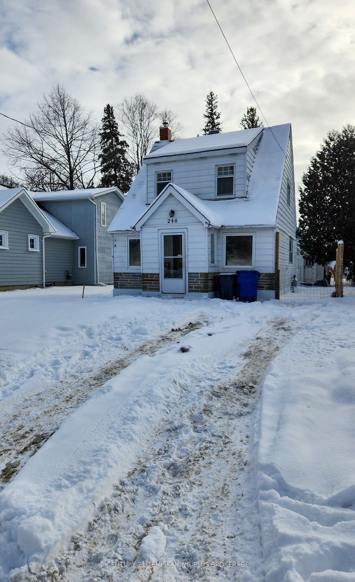 Detached House sold at 246 Mccamus Avenue, Temiskaming Shores, New Liskeard, P0J 1P0 - MLS: T11926142