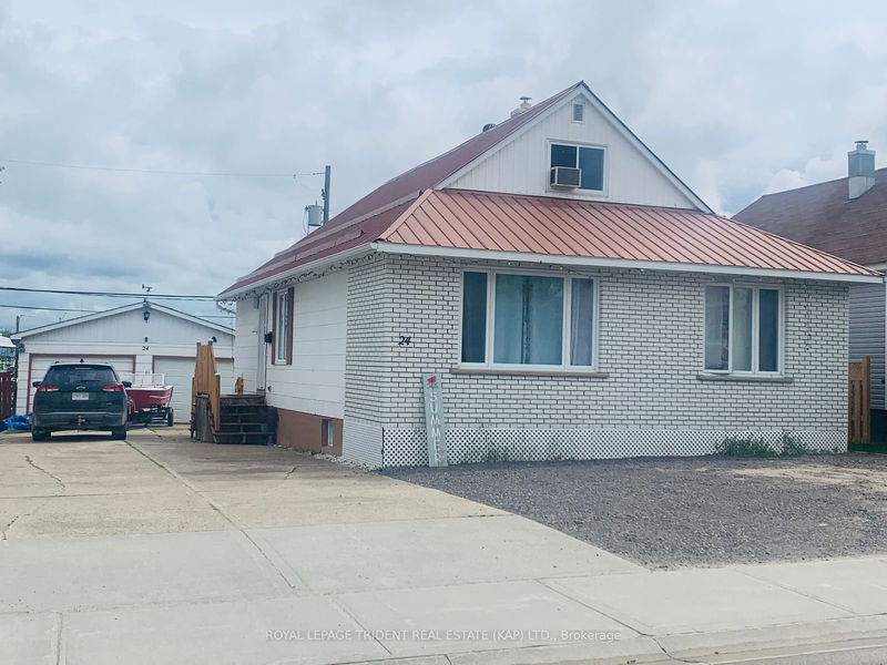 24 Cedar St, Kapuskasing - Kapuskasing image-0-0