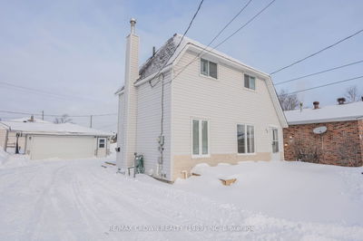 45 Dallyn Ave, Kapuskasing - 