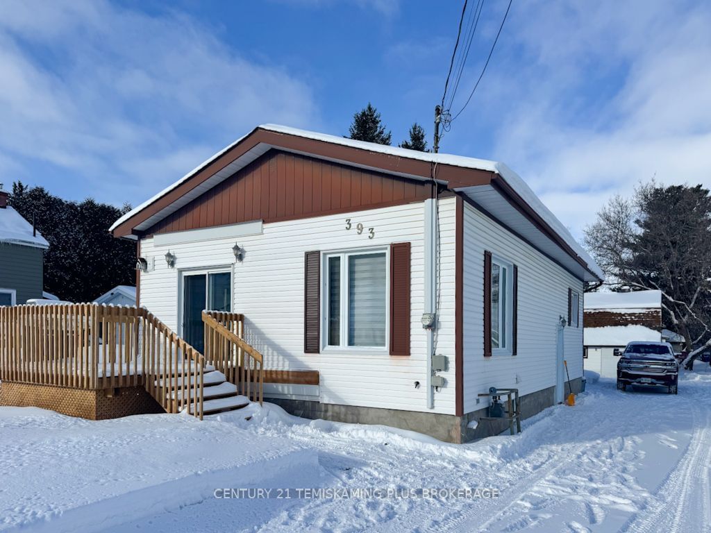 Detached House sold at 393 McCamus Street, Temiskaming Shores, New Liskeard, P0J 1P0 - MLS: T11948189