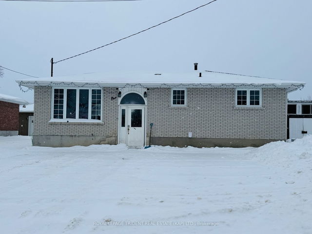 1 Brown Crescent