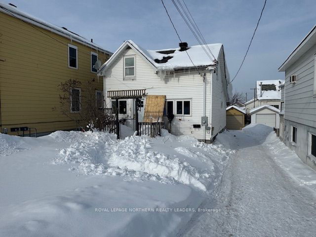 144-146 Fifth Avenue