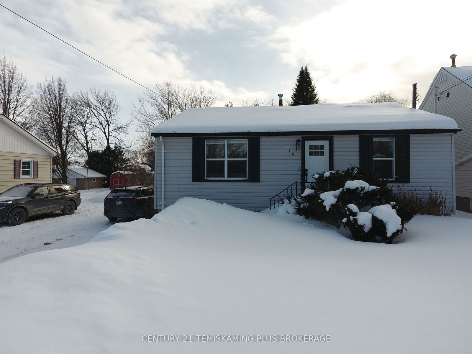 Detached House for sale at 176 Montgomery Avenue, Temiskaming Shores, New Liskeard, P0J 1P0 - MLS: T11971691