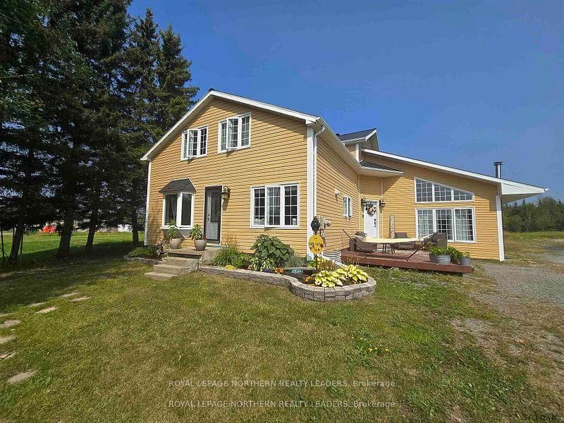 Farm sold at 11540 101 High, Timmins, TM - Outside East, P0N 1A0 - MLS: T11979146