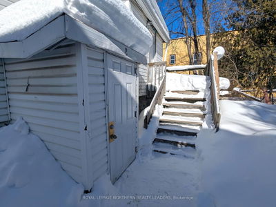 128 Mountjoy St, Timmins - TS - SE image-0-4