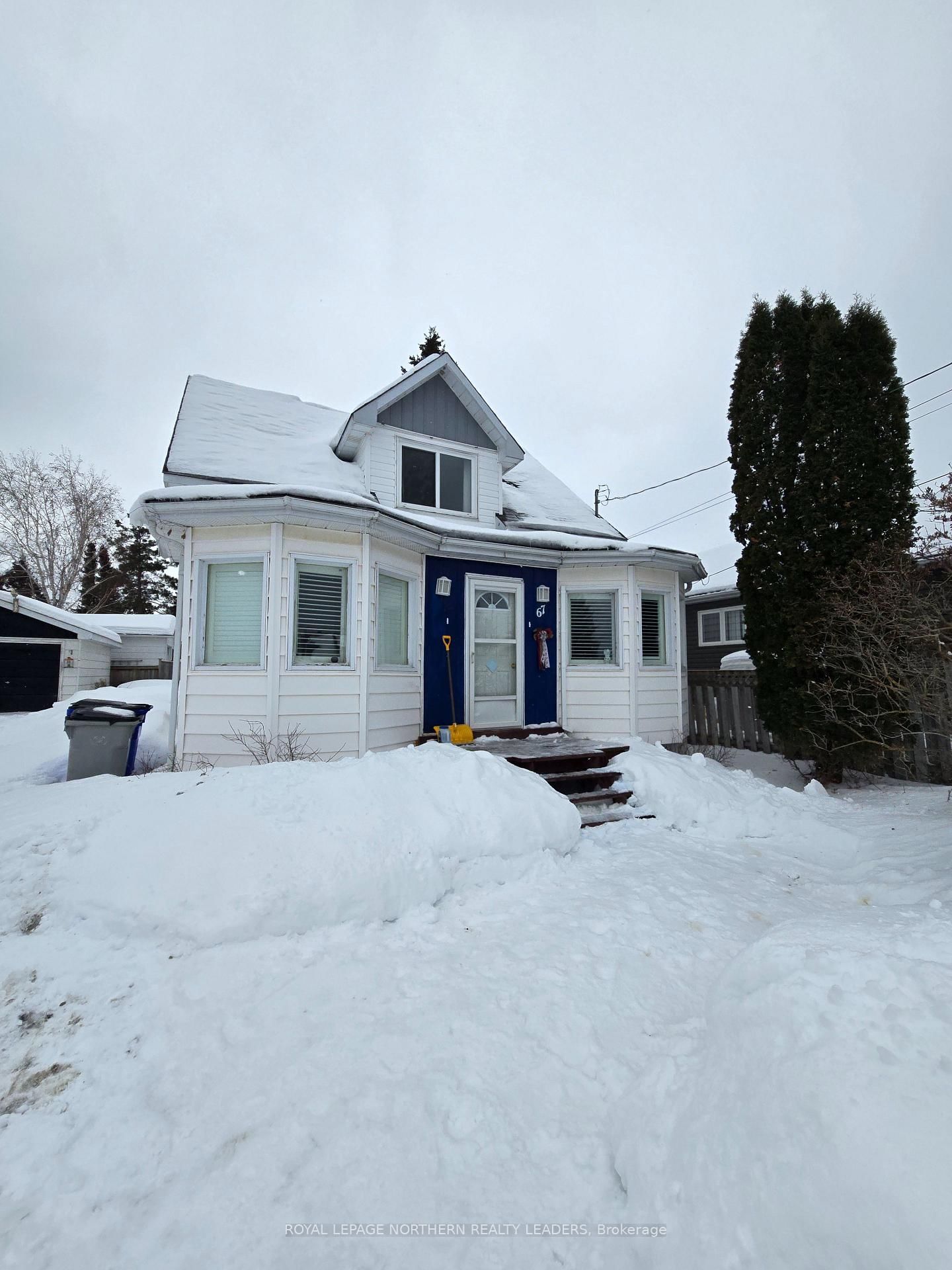 Detached House sold at 67 Smith Avenue, Timmins, SP - Connaught Hill, P0N 1H0 - MLS: T11988107