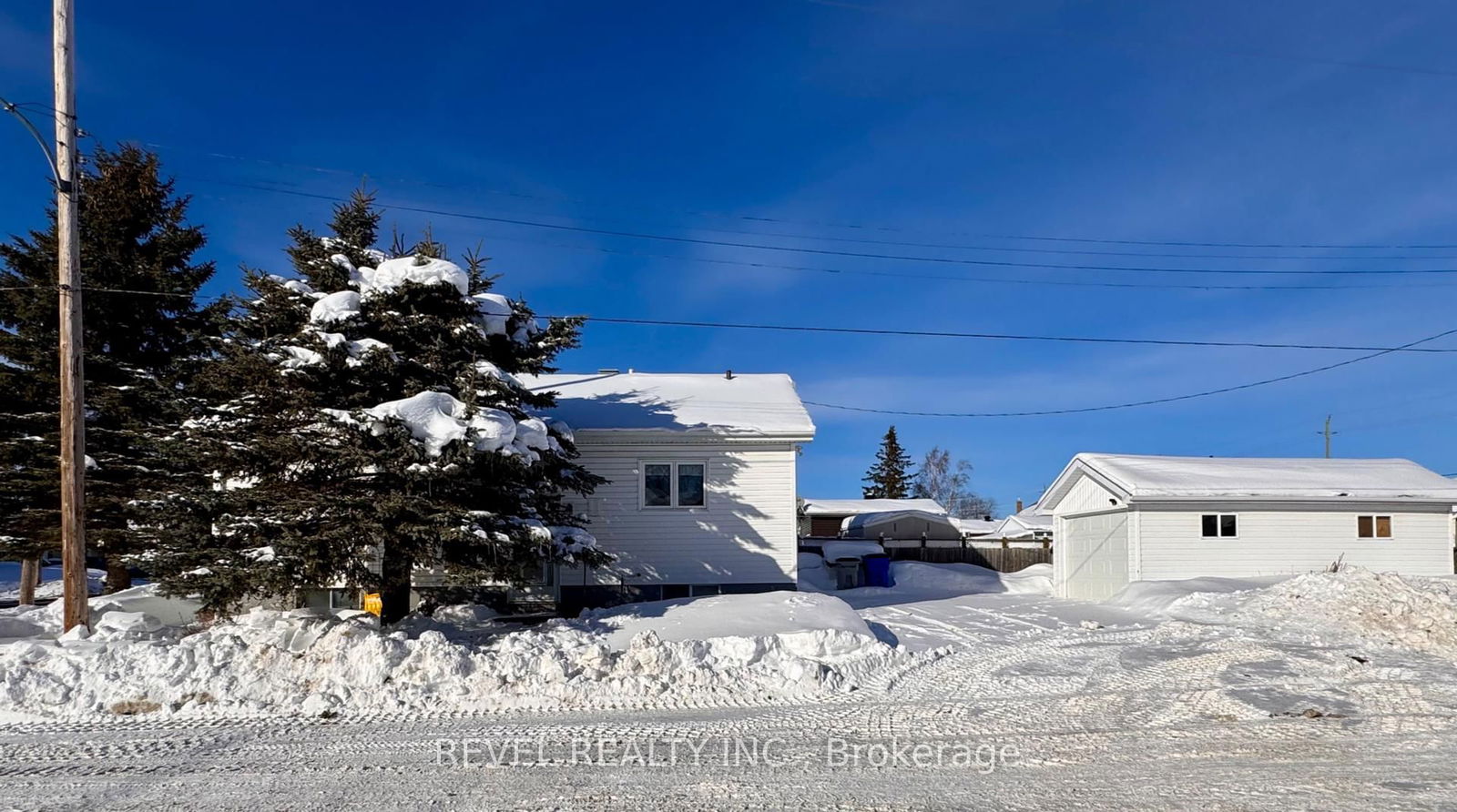 Detached House for sale at 418 Pine Street, Timmins, TNE - Hill District, P4N 6L7 - MLS: T11998009