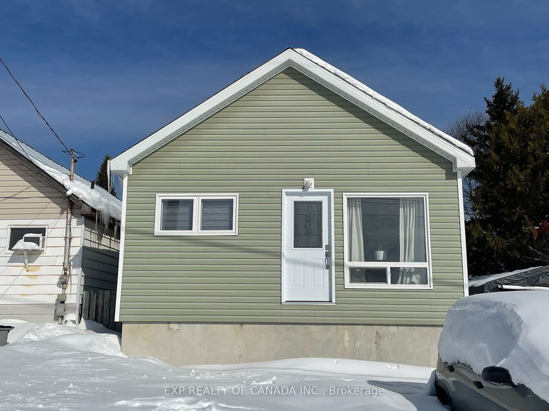 60 Strachan Ave, Timmins - SP - Main Area image-0-0