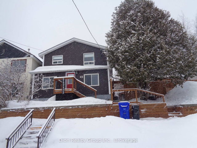 36 Woods Street