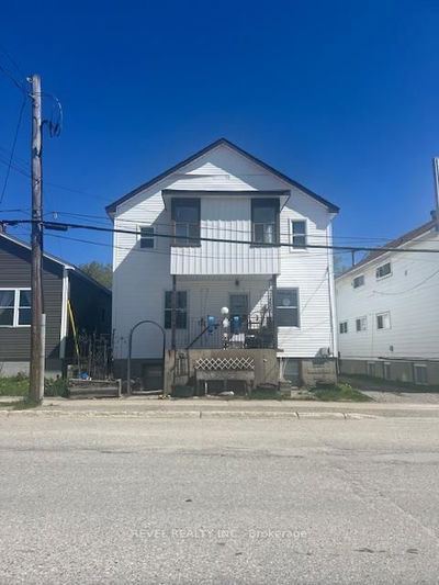 134 Golden Ave, Timmins - SP - Main Area image-0-1