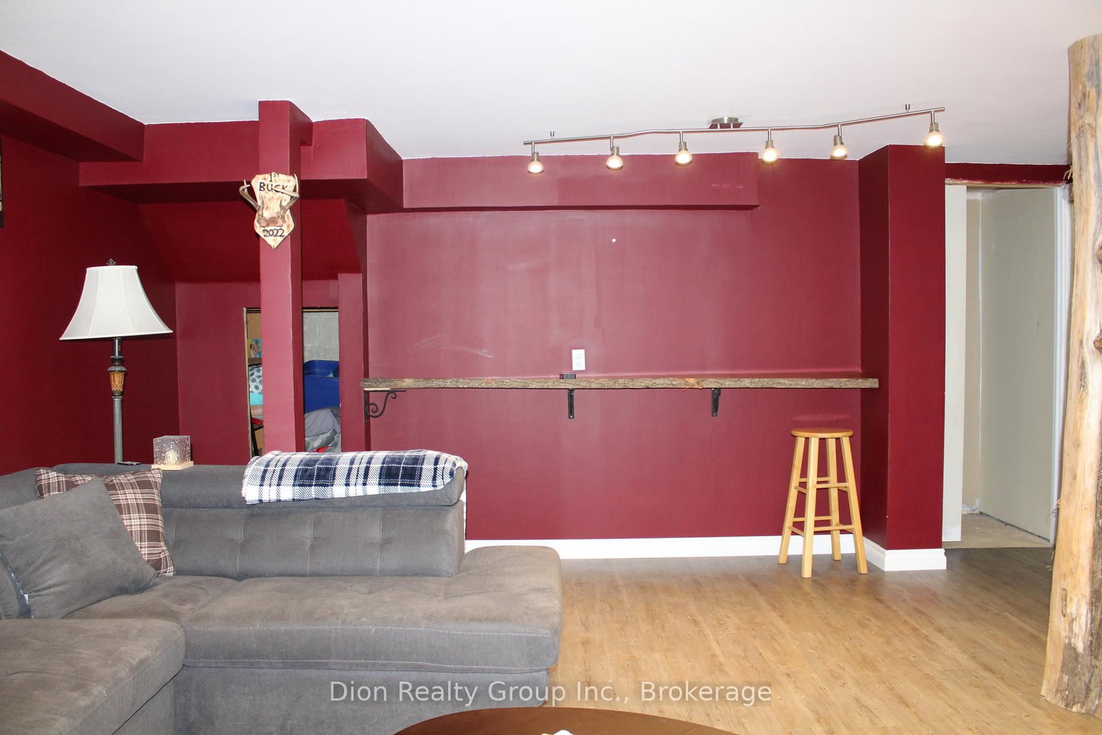 Listing Image 30
