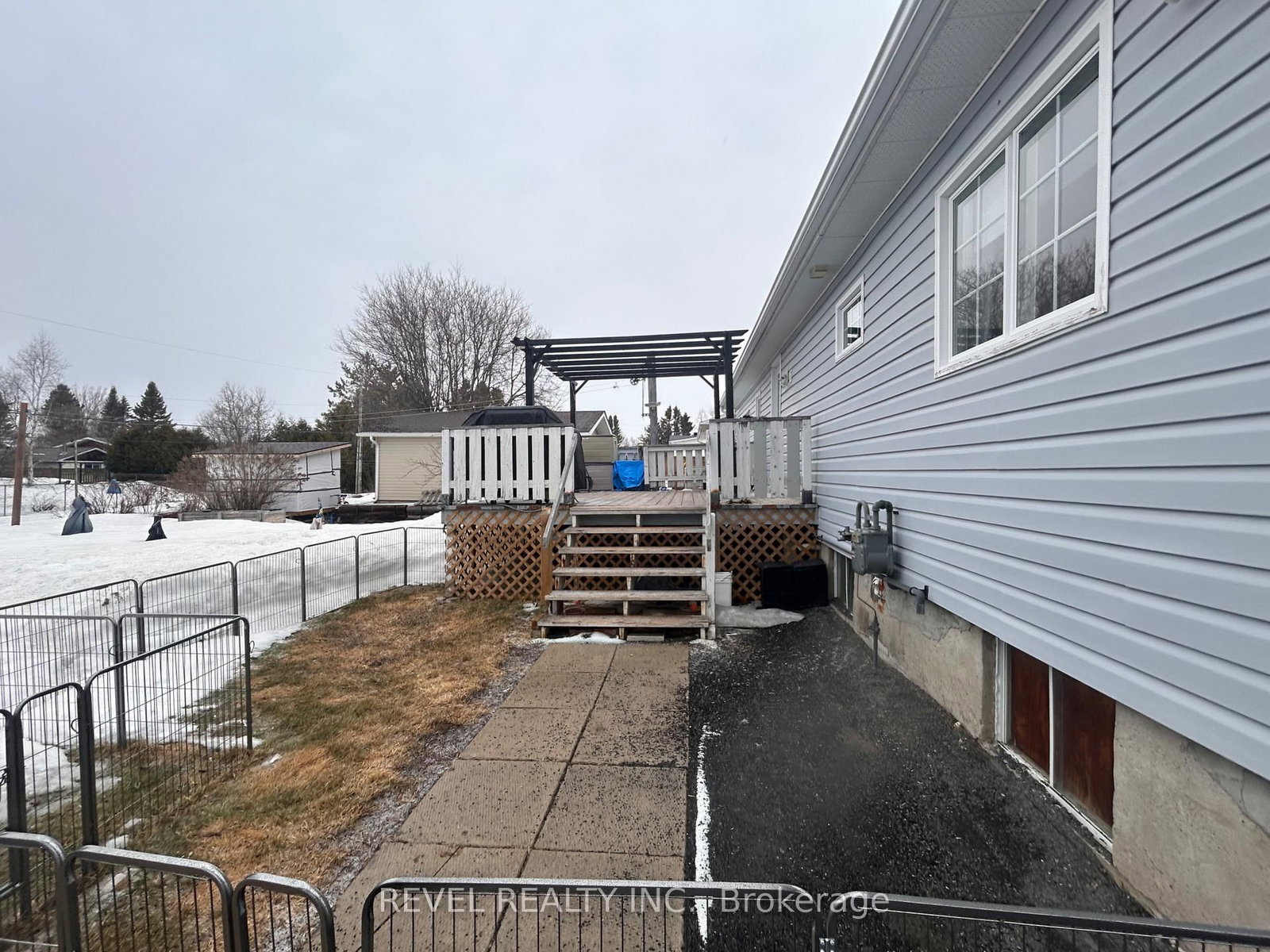 Listing Image 28