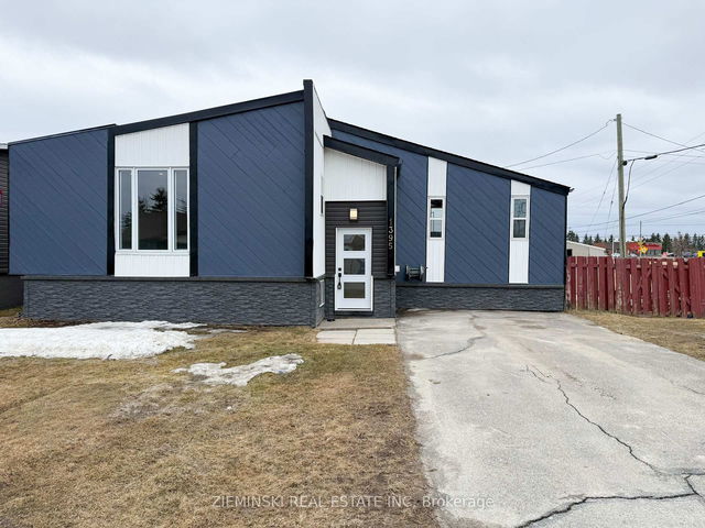 1395 Richard Crescent