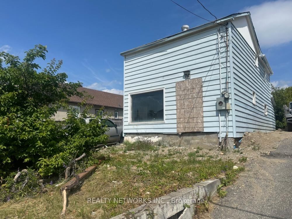 Detached House sold at 52 Way Avenue, Timmins, TS - SW, P4N 3C5 - MLS: T12113993