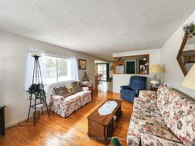 Unit 9 — 8885 11 Highway, Iroquois Falls - Iroquois Falls image-0-4