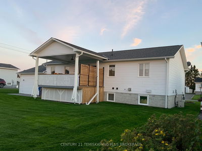 121 Zetta Crt, Temiskaming Shores - New Liskeard image-0-2