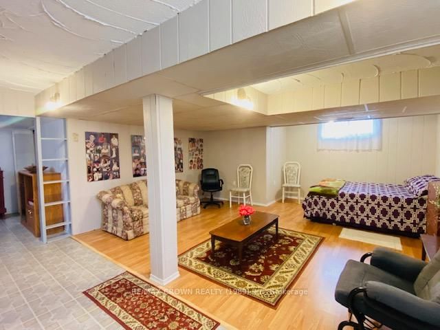 Listing Image 23
