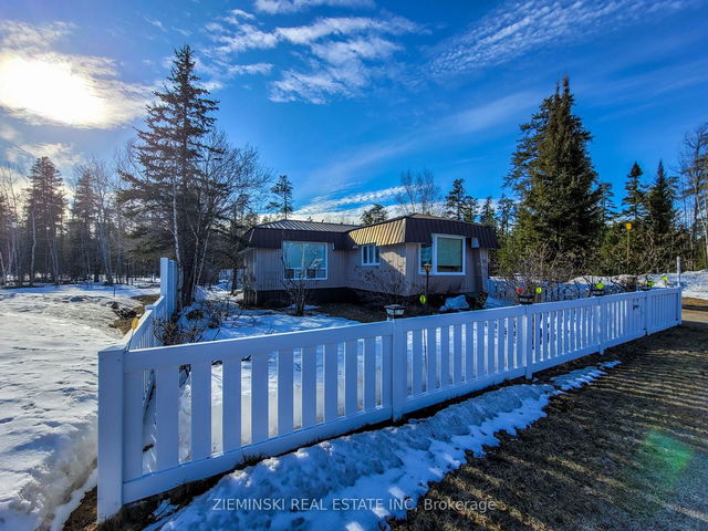 18-8885 Hwy 11 Highway