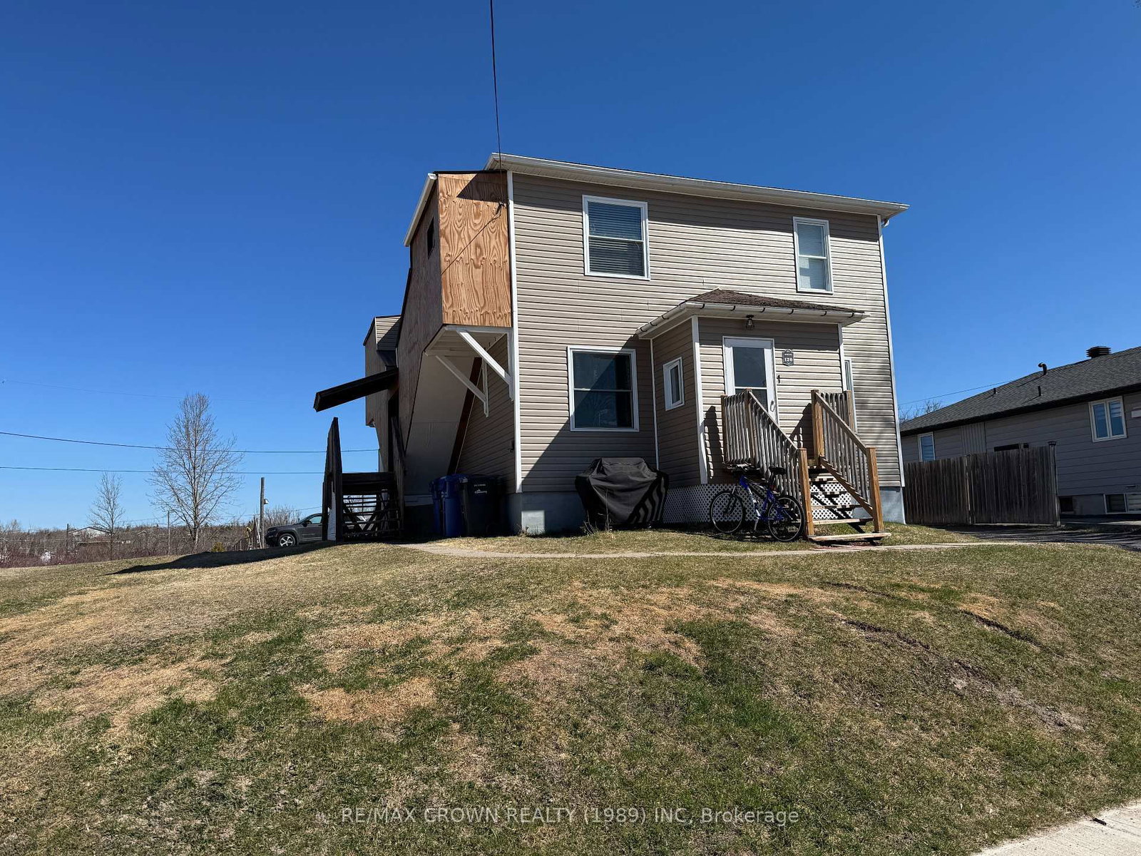 Listing Image 7