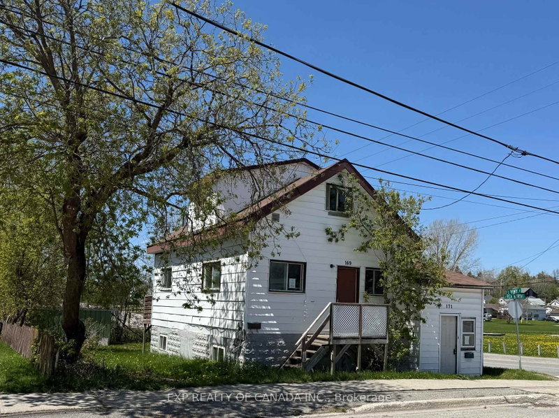169-171 Rea Street N, Timmins
