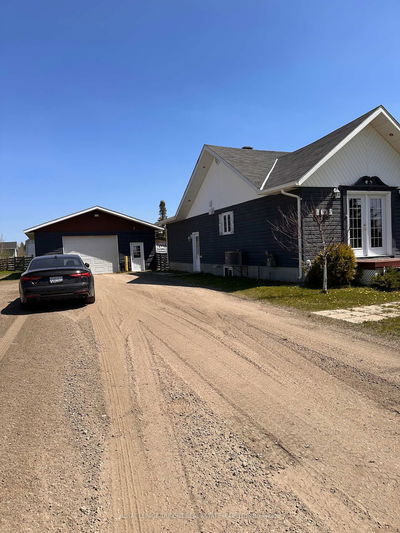 306 Government Rd, Val Rita-Harty -  image-0-1