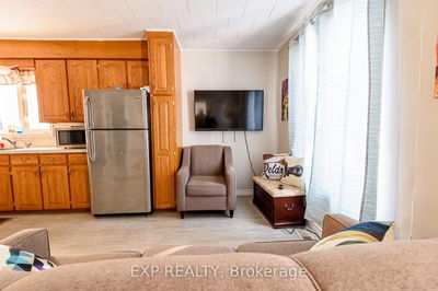 92 Hollywood Ave, Smooth Rock Falls - SRF image-0-2