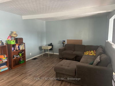 319 Maple St, Timmins - TS - SE image-0-3