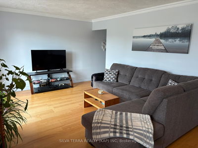 10 MACDONALD St, Kapuskasing - Kapuskasing image-0-1