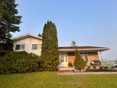 446 Eleventh Ave, Cochrane - Cochrane